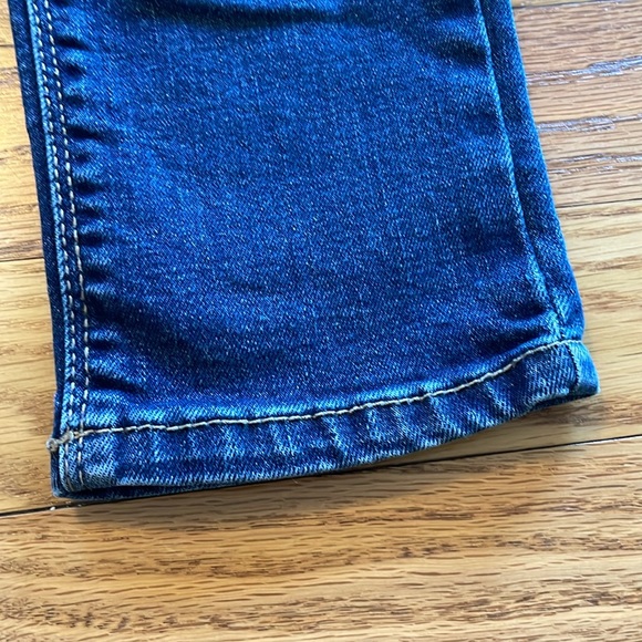 Old Navy Jeans - Picture 5 of 7